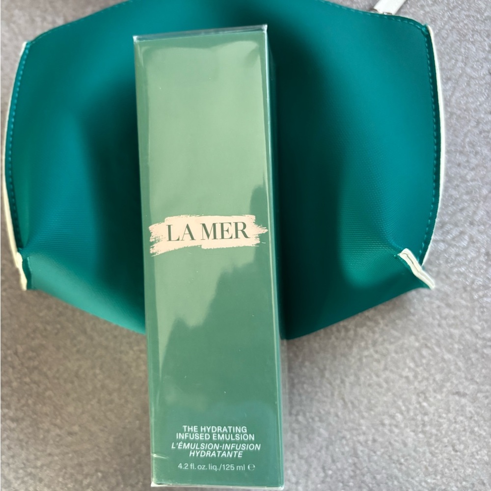 La Mer The Hydrating Infused Emulsion 125ml with Cosmetic Case